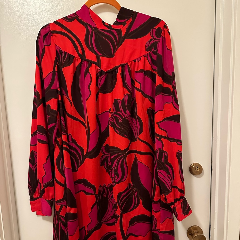 Gorgeous red print dress size L
